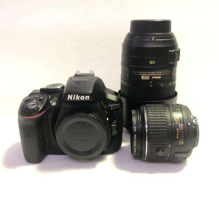 Nikon D5300 デジタル一眼レフカメラ ダブルズームキット 買取しました